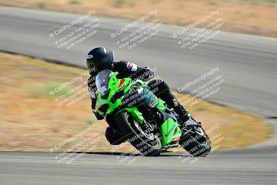 media/May-31-2025-Classic Track Day (Sat) [[da23ab3028]]/Group A/Session 2 (Turns 1 and 3)/
